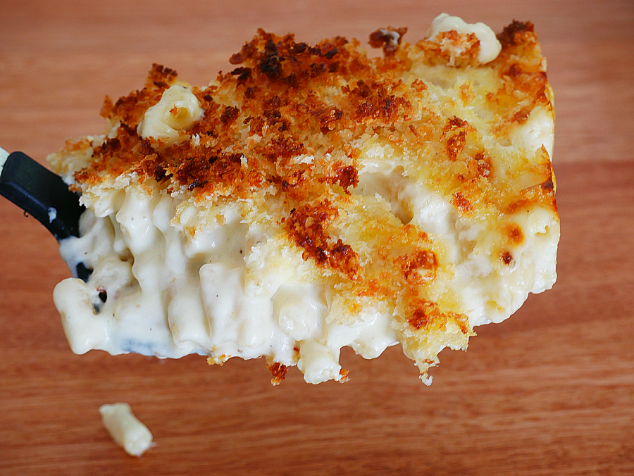 Photo of a Creamy Baked Mac and Cheese